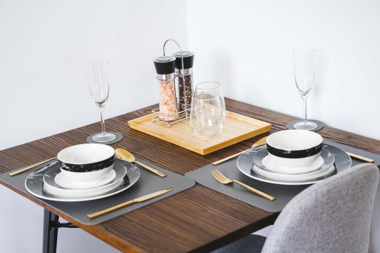 Modern 1-Bed Apartments - New - City Centre - Free Wi-Fi - Sheffield Buitenkant foto