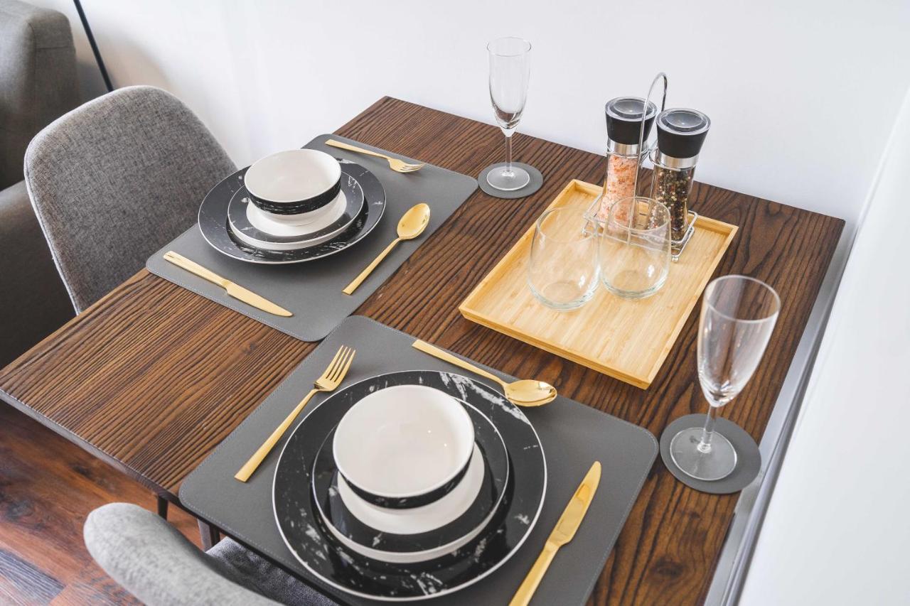 Modern 1-Bed Apartments - New - City Centre - Free Wi-Fi - Sheffield Buitenkant foto