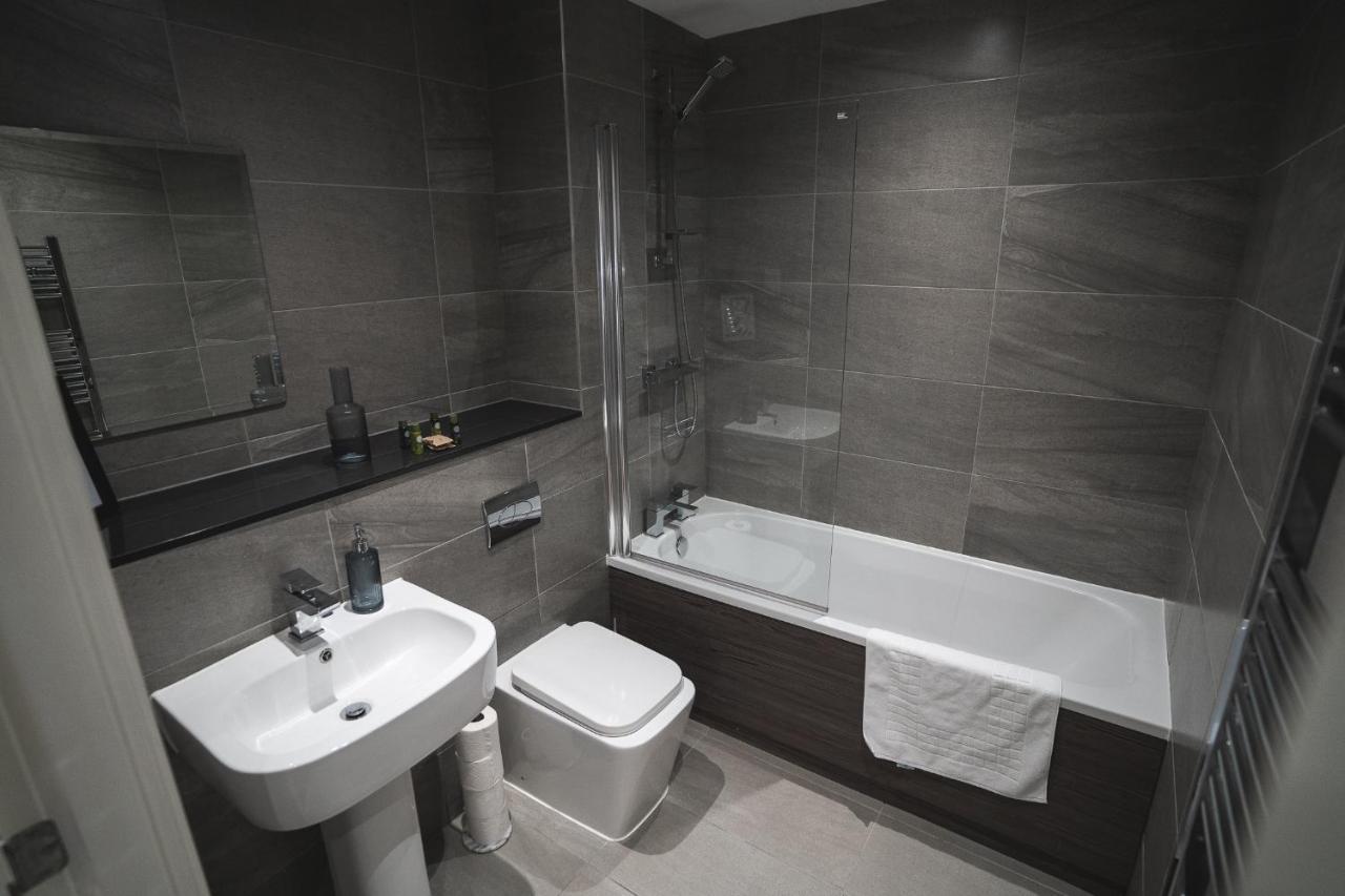 Modern 1-Bed Apartments - New - City Centre - Free Wi-Fi - Sheffield Buitenkant foto